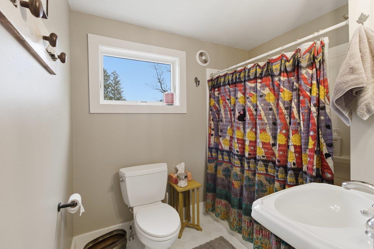 941 Myers Road Shaftsbury, VT 05262 - Photo 17 of 42