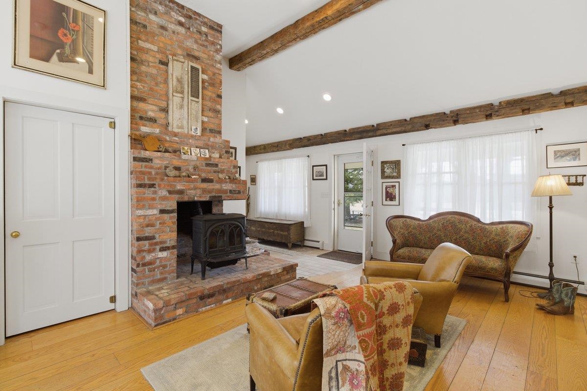 941 Myers Road Shaftsbury, VT 05262 - Photo 4 of 42