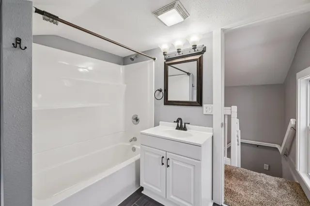 $375,000 | 140 South Street, Sun Prairie, WI 53590