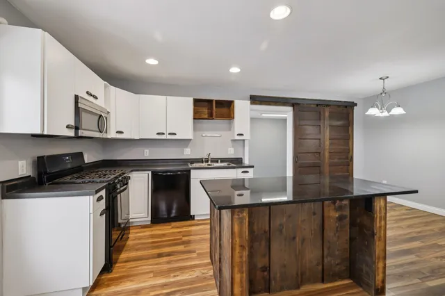 $375,000 | 140 South Street, Sun Prairie, WI 53590