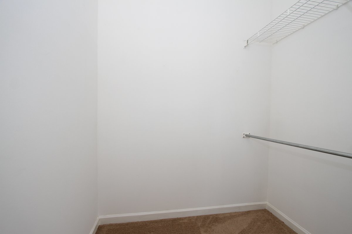 400 Woodview Circle, Unit A Elgin, IL 60120 - Photo 20 of 40 a view of small space with empty racks