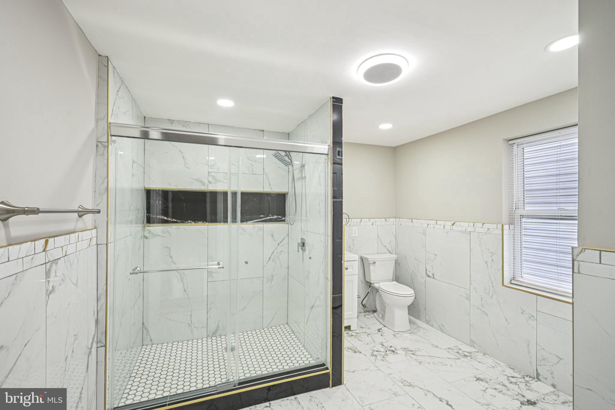 2229 North Hancock Street Philadelphia, PA 19133 - Photo 17 of 42