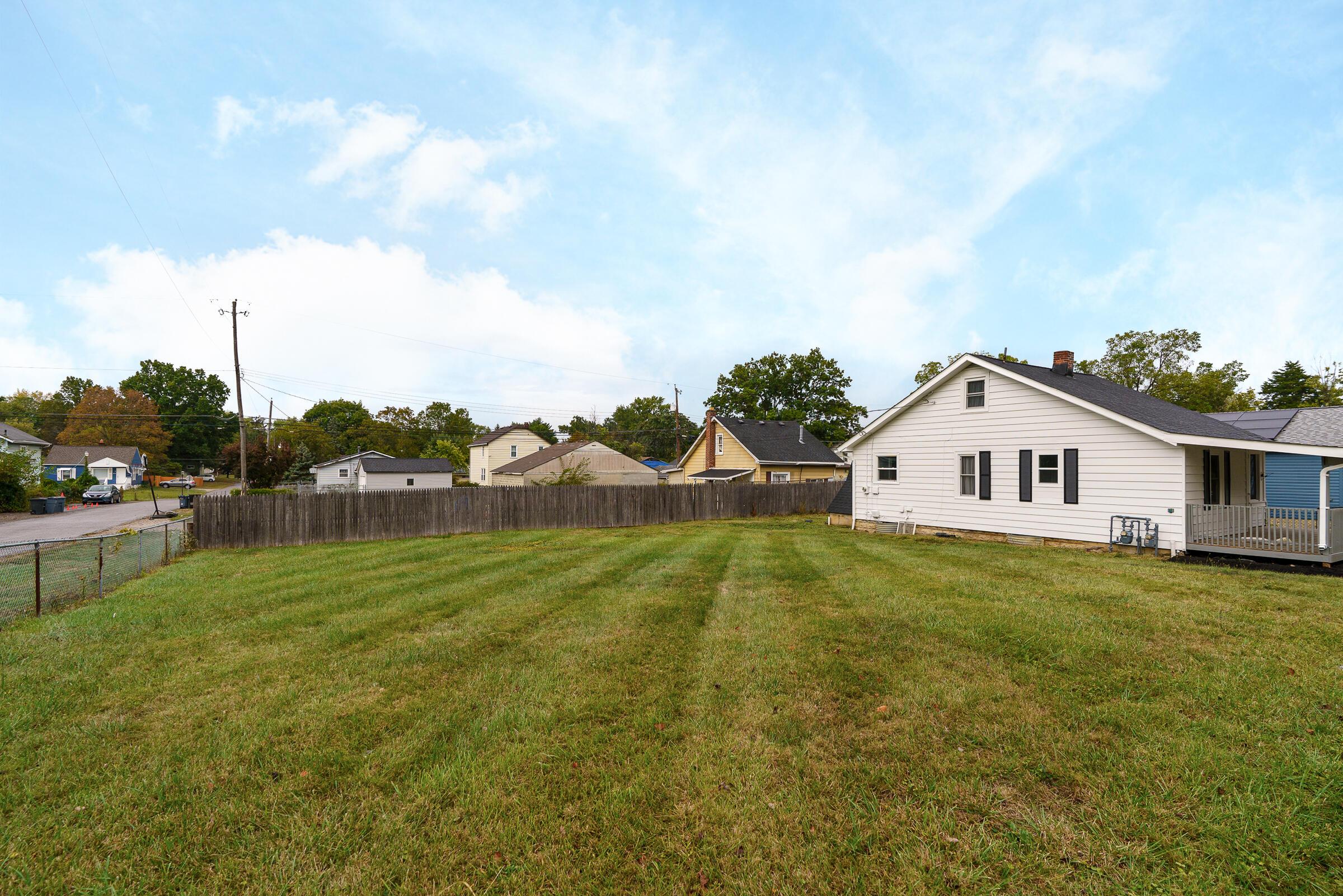 2220 Sale Road Columbus, OH 43224 - Photo 11 of 41 2220 Sale Rd-9