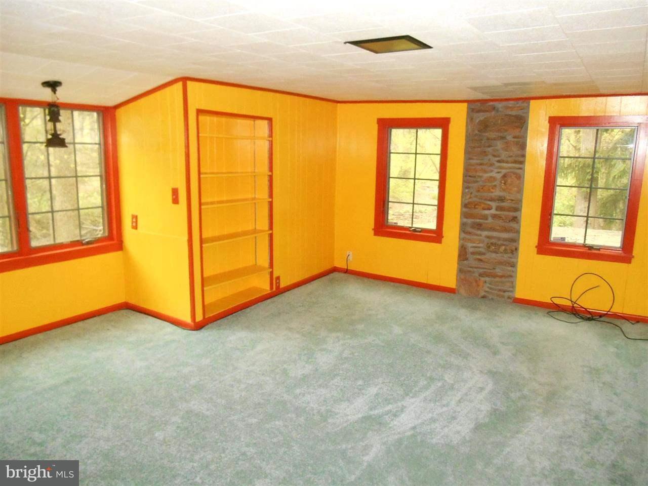 960 Bahns Mill Road Red Lion, PA 17356 - Photo 12 of 18 Gallery Image 12