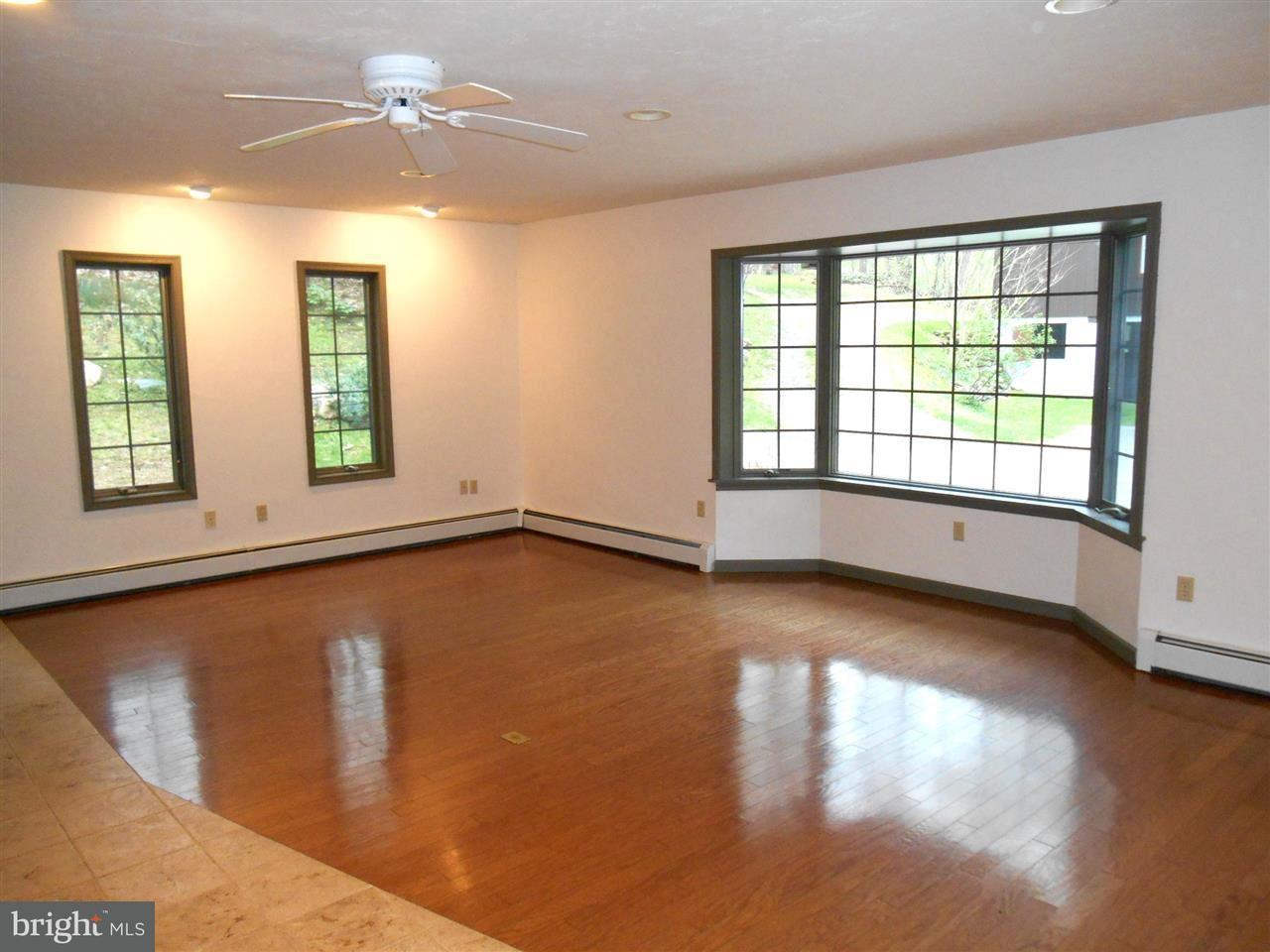 960 Bahns Mill Road Red Lion, PA 17356 - Photo 6 of 18 Gallery Image 6