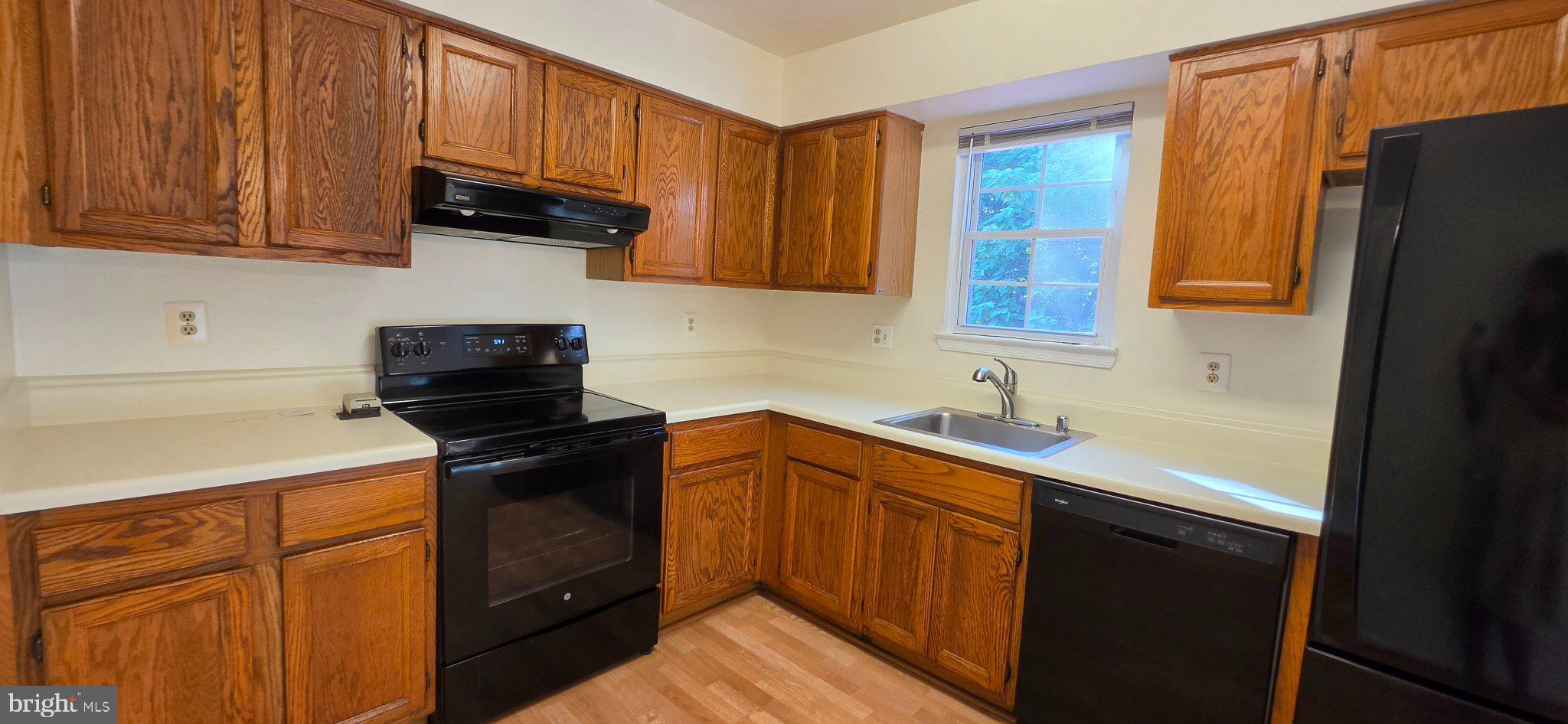 14736 McKnew Road Burtonsville, MD 20866 - Photo 9 of 37