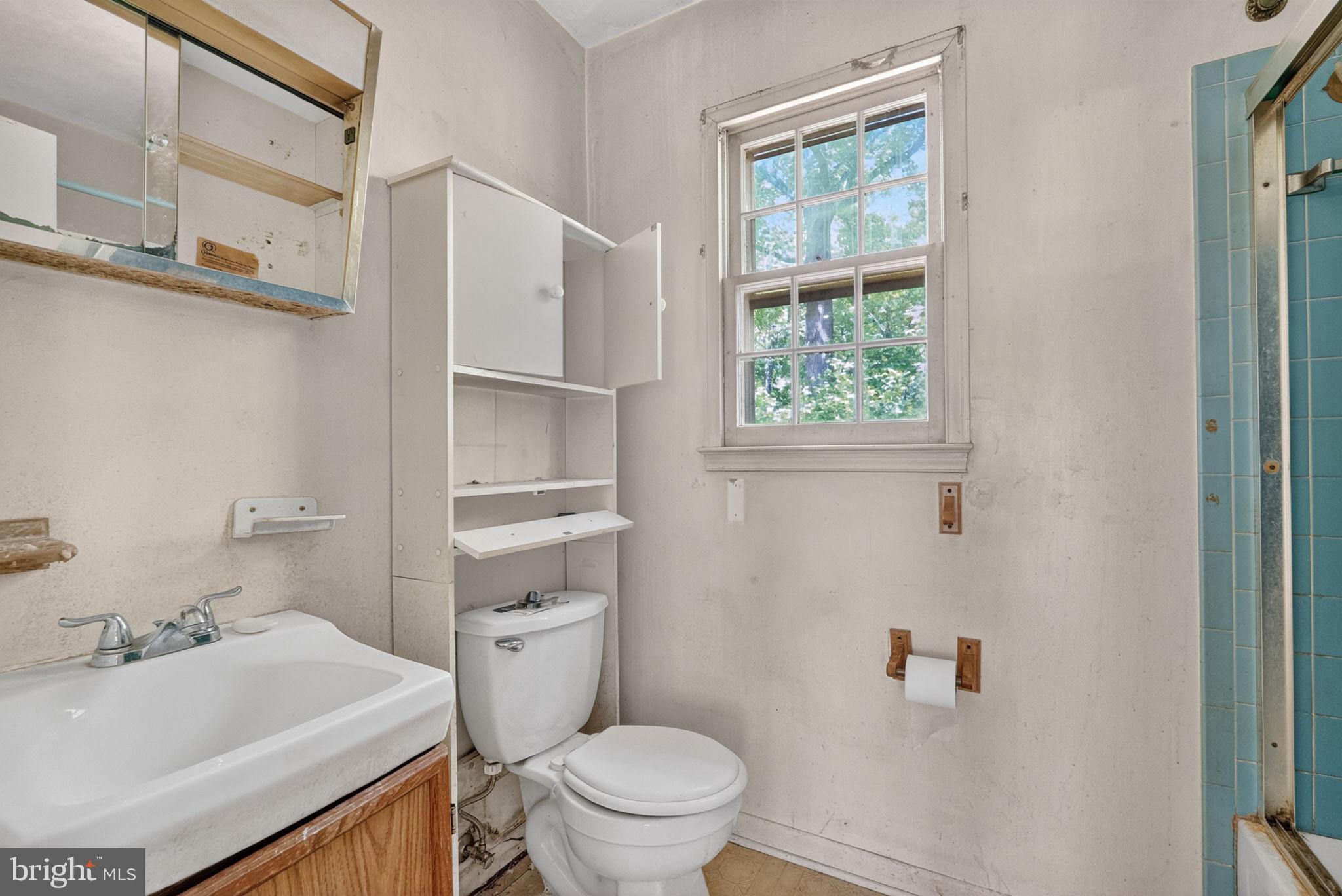 12312 Coleraine Court Reston, VA 20191 - Photo 24 of 39