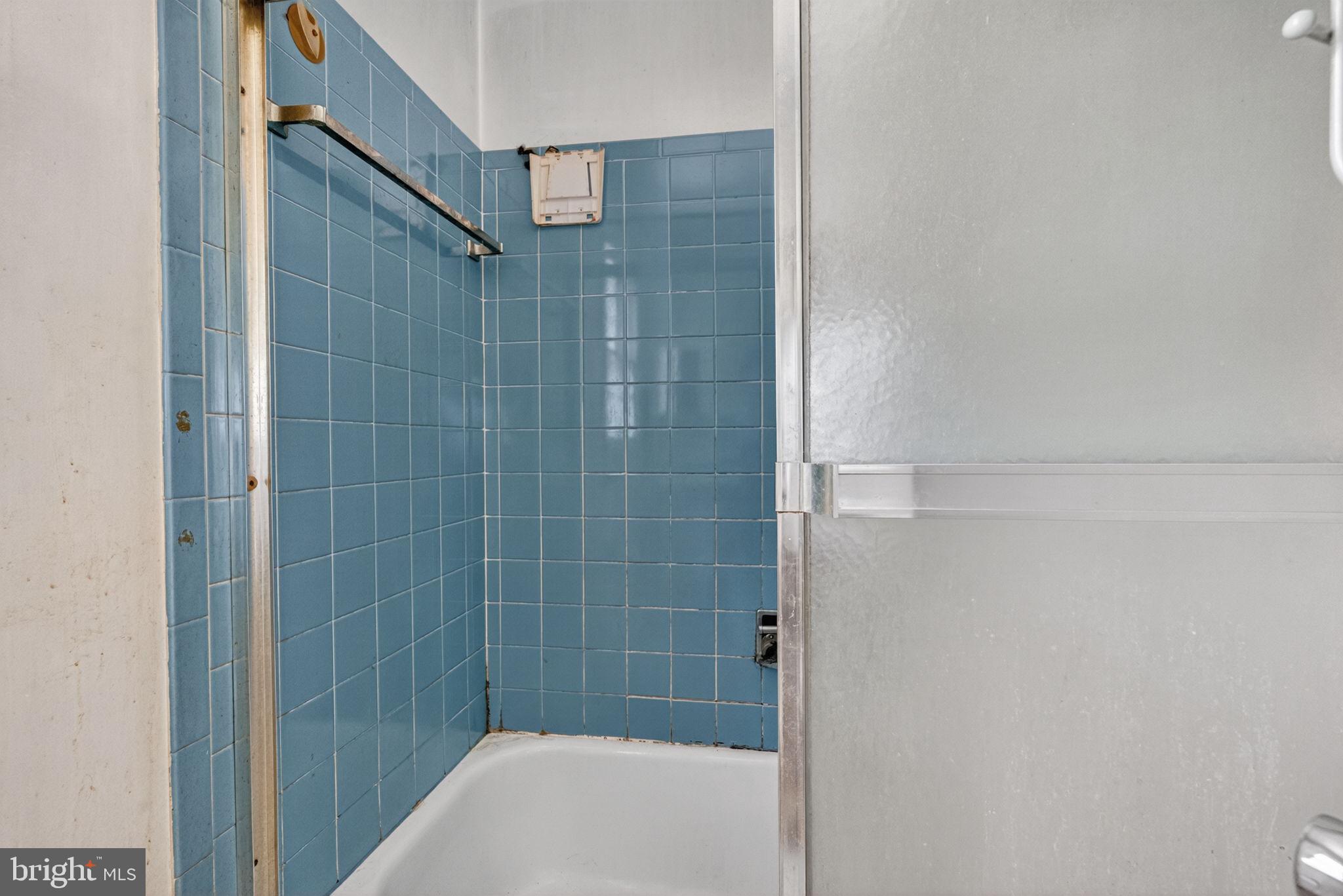 12312 Coleraine Court Reston, VA 20191 - Photo 25 of 39