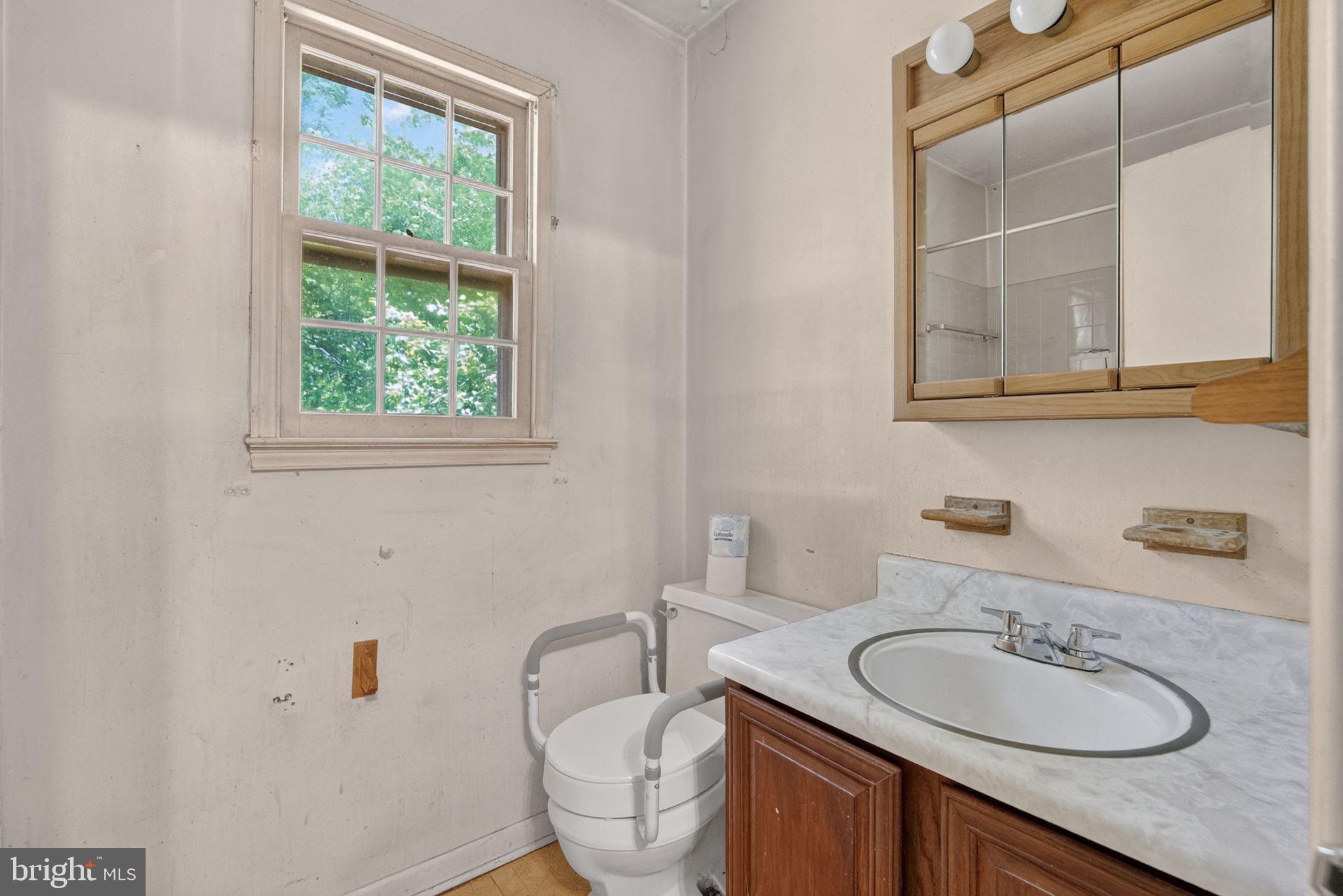 12312 Coleraine Court Reston, VA 20191 - Photo 28 of 39