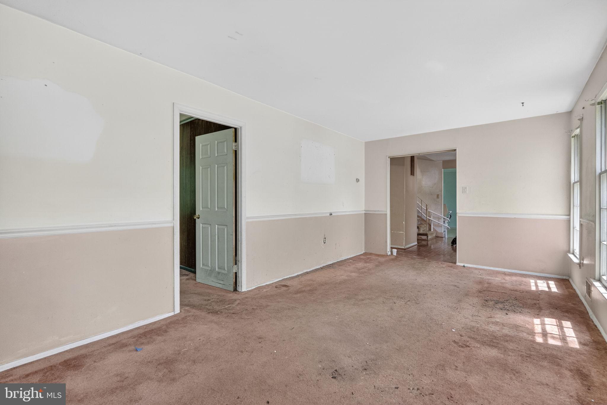 12312 Coleraine Court Reston, VA 20191 - Photo 8 of 39