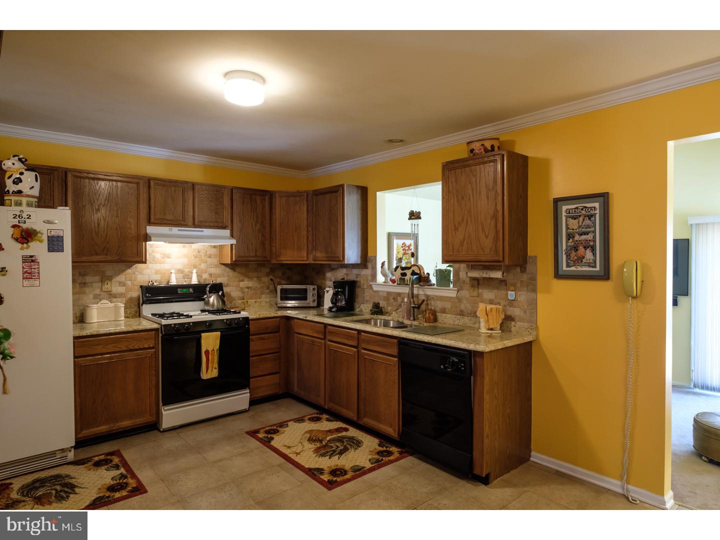 3142 William Road Garnet Valley, PA 19060 - Photo 5 of 25 Kitchen
