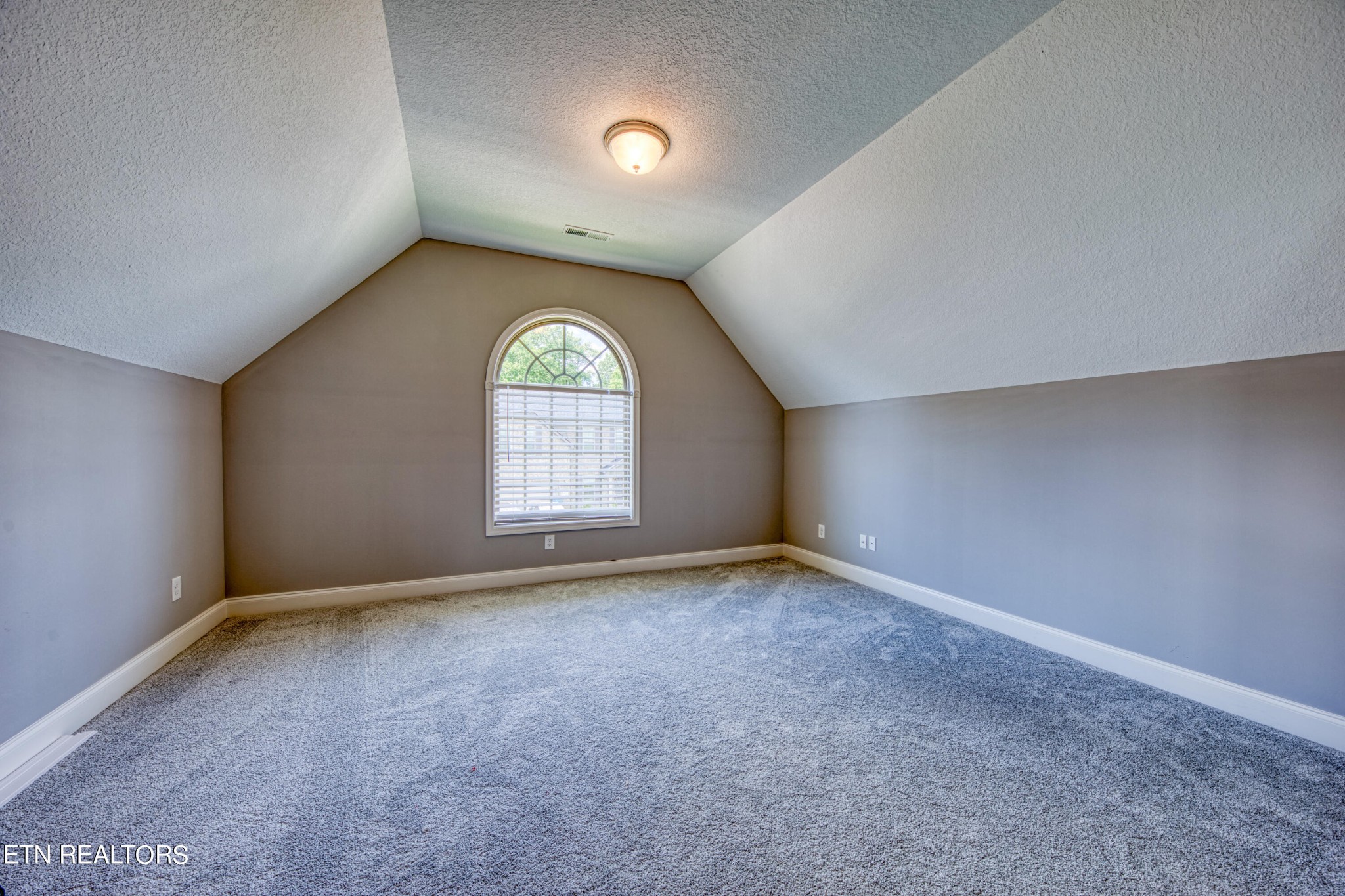 1523 Ridge Climber Road Knoxville, TN 37922 - Photo 22 of 35 Gallery Image 22