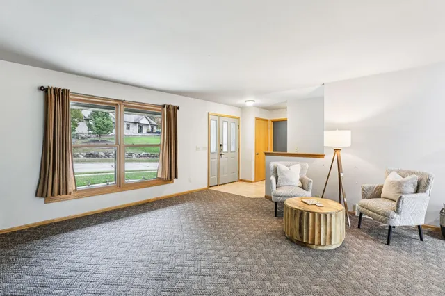 $399,900 | 2201 Winfield Drive, Reedsburg, WI 53959