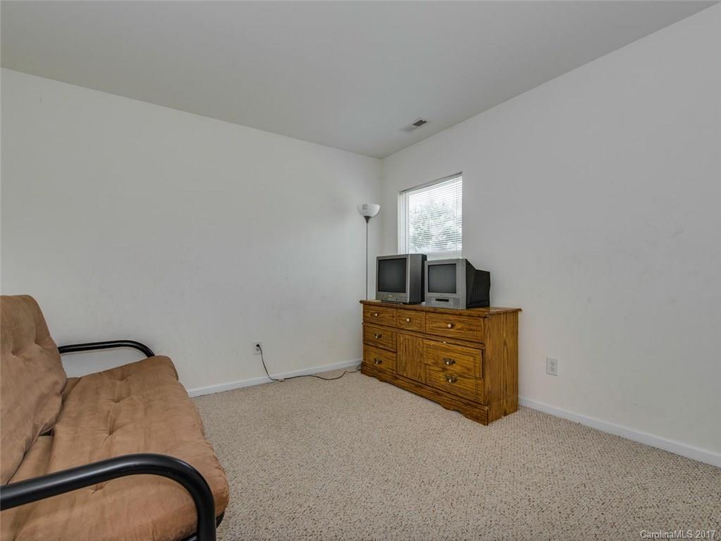 932 Garrison Road Charlotte, NC 28262 - Photo 17 of 20 a living room with furniture