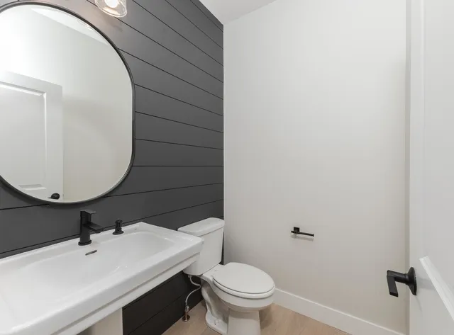 $584,900 | 5215 Castlebar Drive, Bloomington, IL 61705