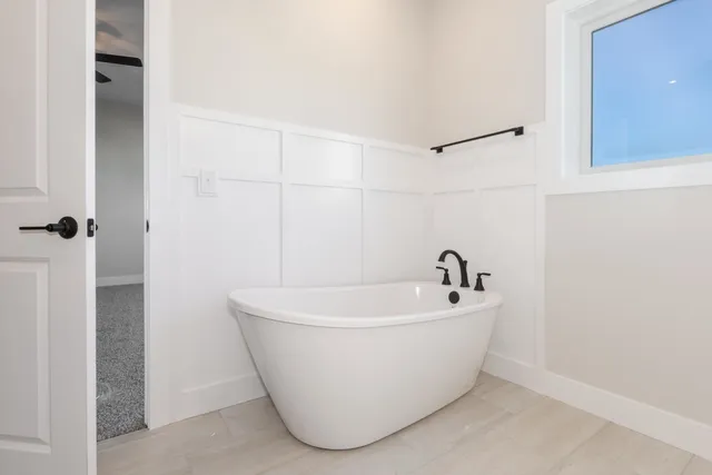 $584,900 | 5215 Castlebar Drive, Bloomington, IL 61705