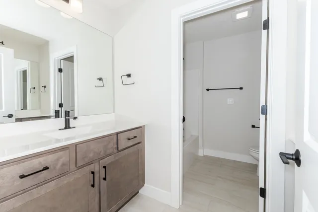 $584,900 | 5215 Castlebar Drive, Bloomington, IL 61705