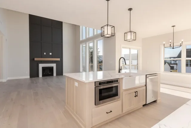 $584,900 | 5215 Castlebar Drive, Bloomington, IL 61705