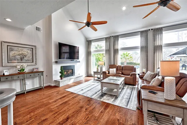 $1,300,000 | 15461 Bedford Lane, Conroe, TX 77384