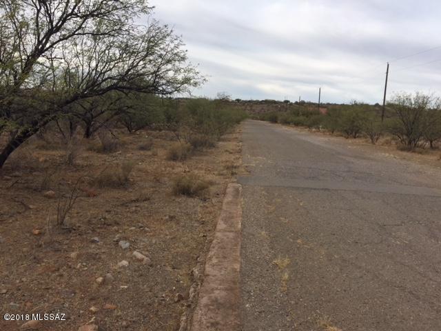 1886 Circulo Mexicali, Unit 161 Rio Rico, AZ 85648 - Photo 2 of 5
