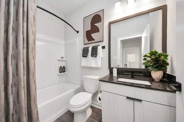 $1,673 | 7711 Longmire Road, Unit 2, Conroe, TX 77304