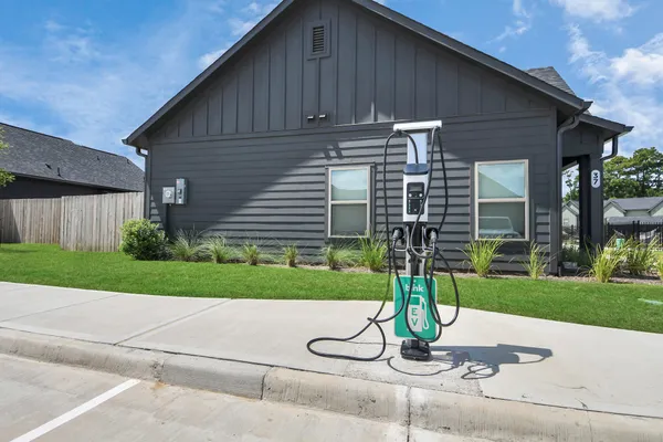 $1,769 | 7711 Longmire Road, Unit 2, Conroe, TX 77304