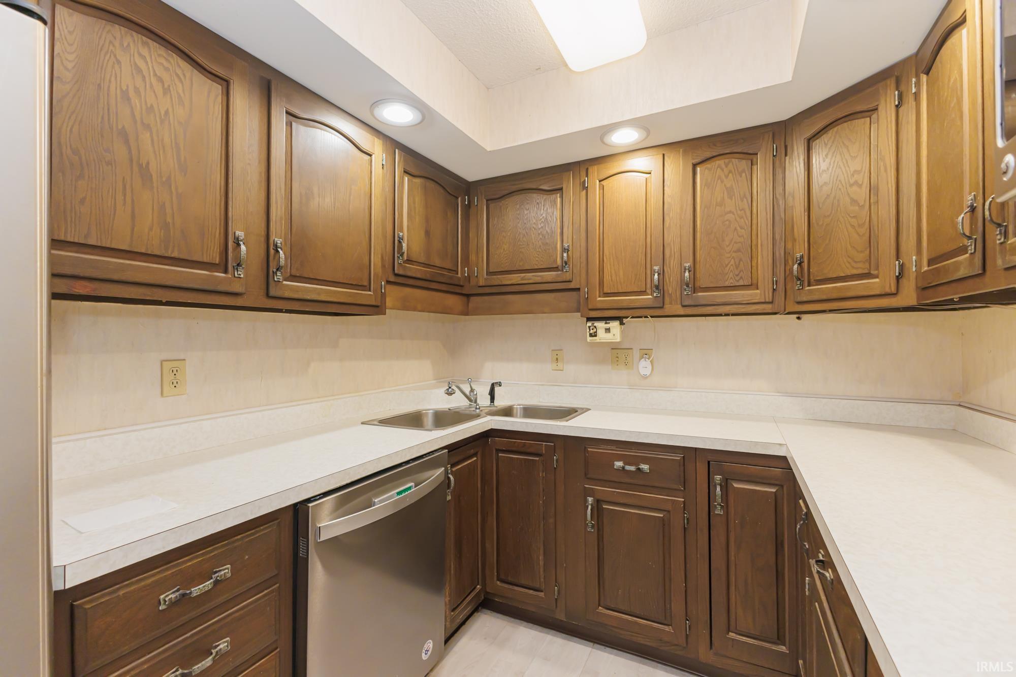 5509 West River Road Muncie, IN 47304 - Photo 11 of 36 Gallery Image 11