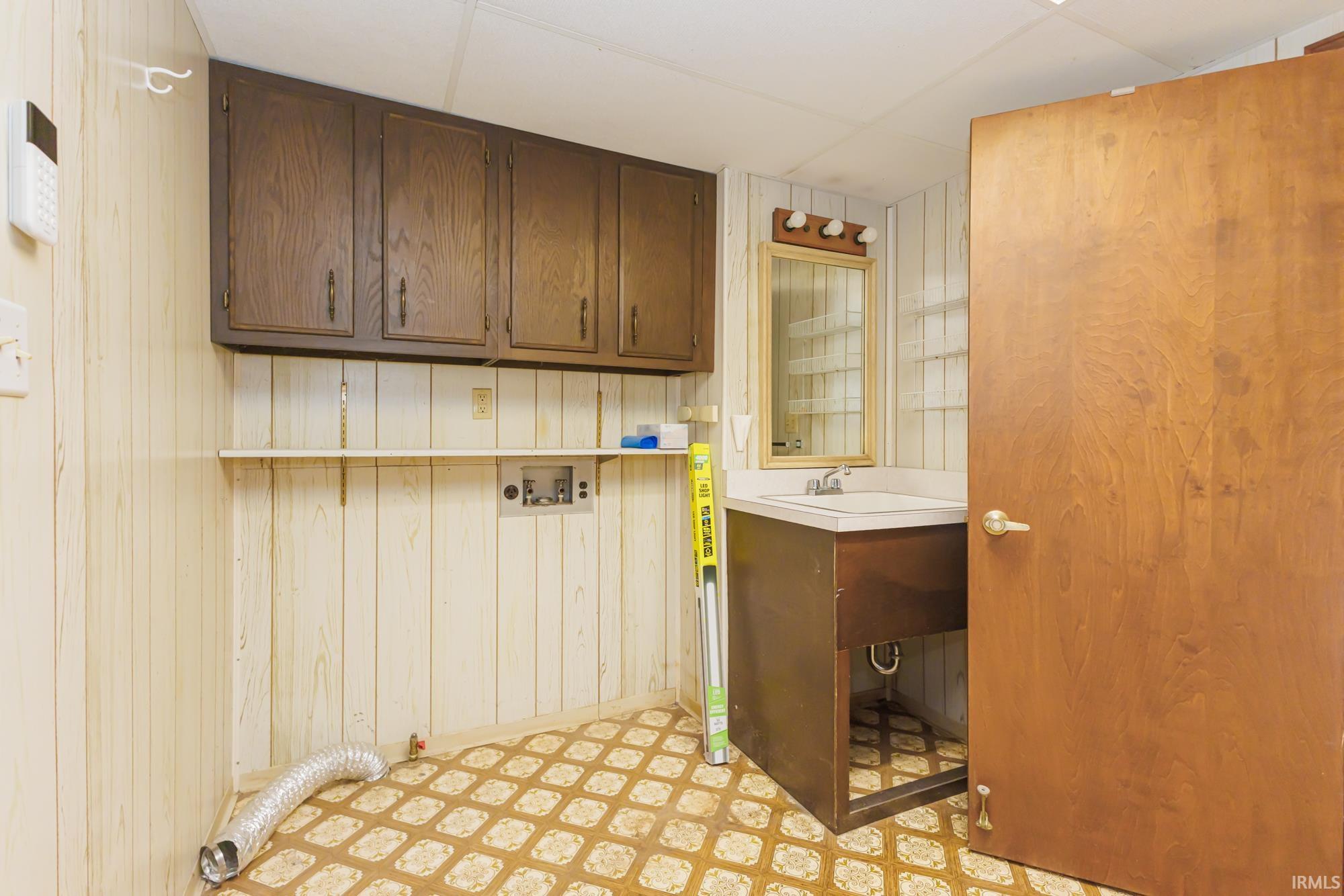 5509 West River Road Muncie, IN 47304 - Photo 29 of 36 Gallery Image 29