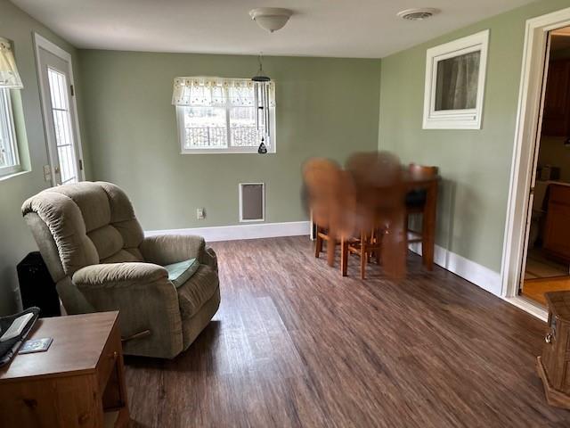 1770 Winner Road Hermitage, PA 16148 - Photo 18 of 23 ENCLOSED ROOM/DEN