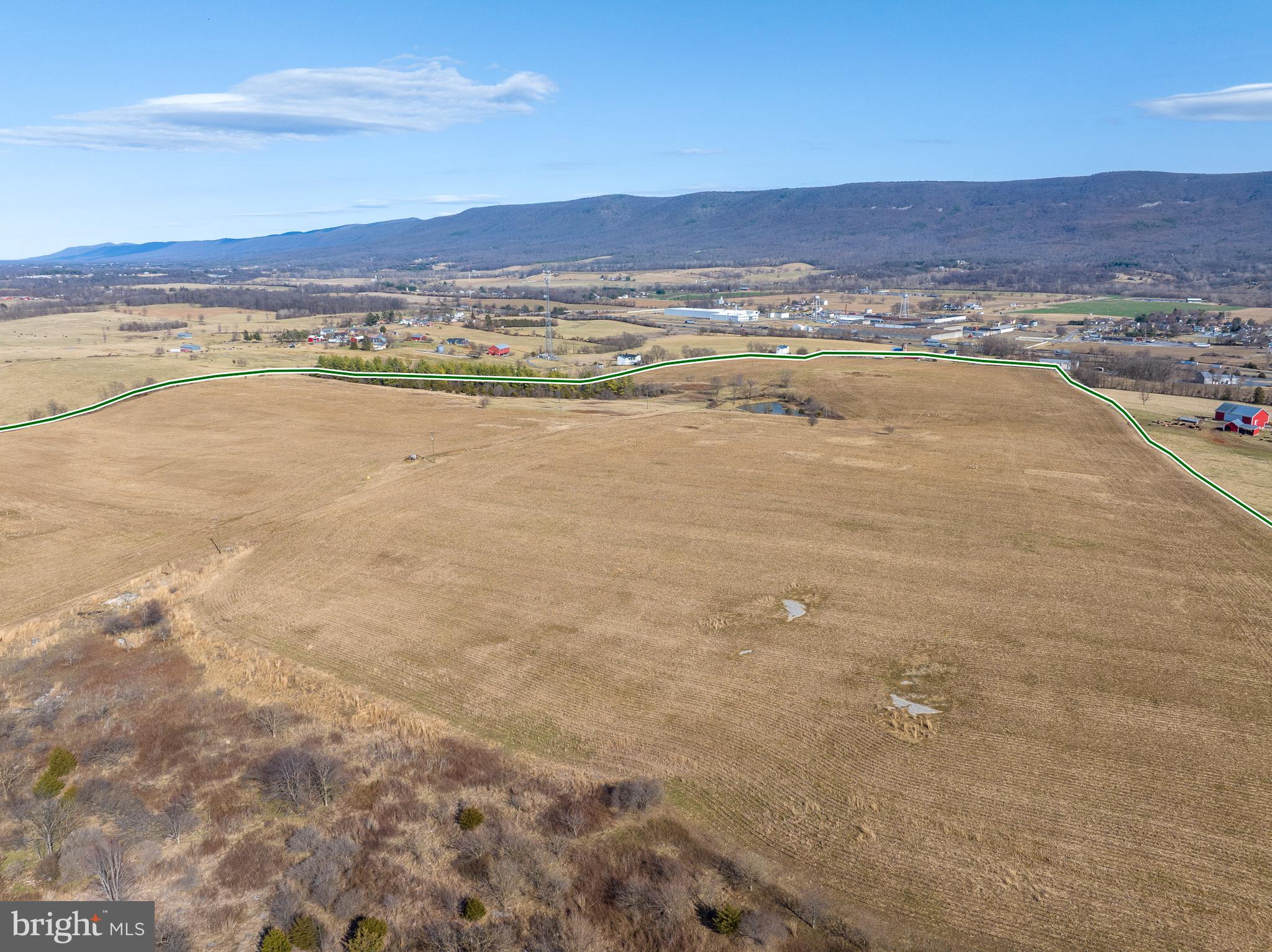 Tisinger Rd Mount Mount Jackson, VA 22842 - Photo 15 of 40 a view of an ocean and a mountain