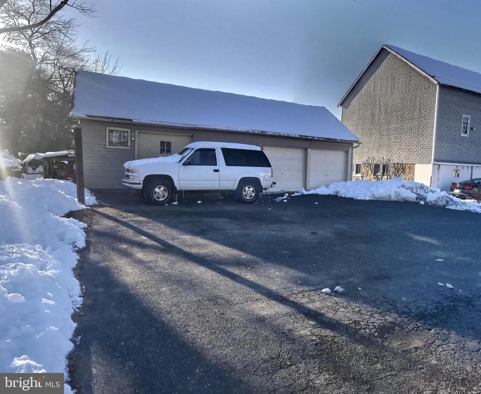 2128 Allentown Road Quakertown, PA 18951 - Photo 5 of 6 Garage