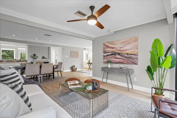 $299,999 | 115 World Of Tennis Square, Lakeway, TX 78738