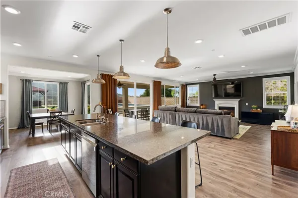 $1,295,000 | 359 Sequoia Avenue, Simi Valley, CA 93065