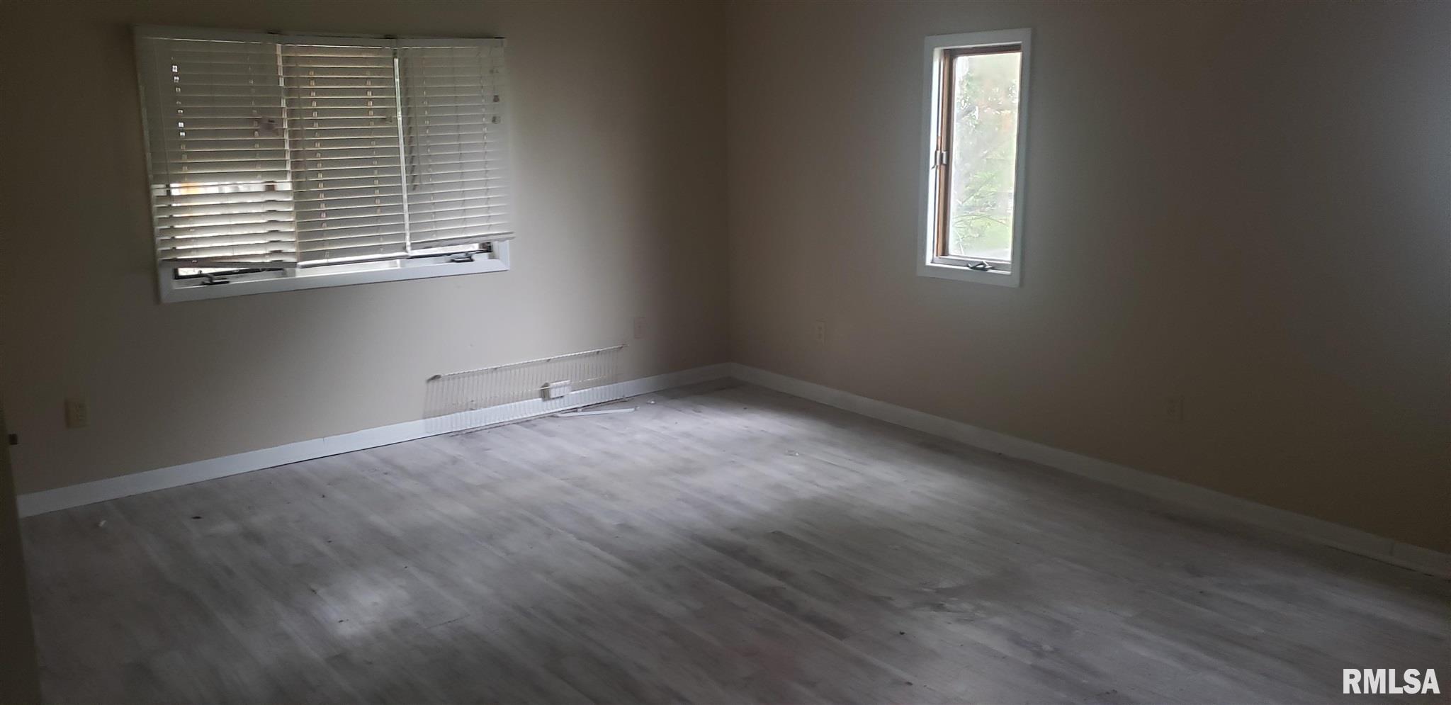 1232 North Peoria Road Springfield, IL 62702 - Photo 8 of 12