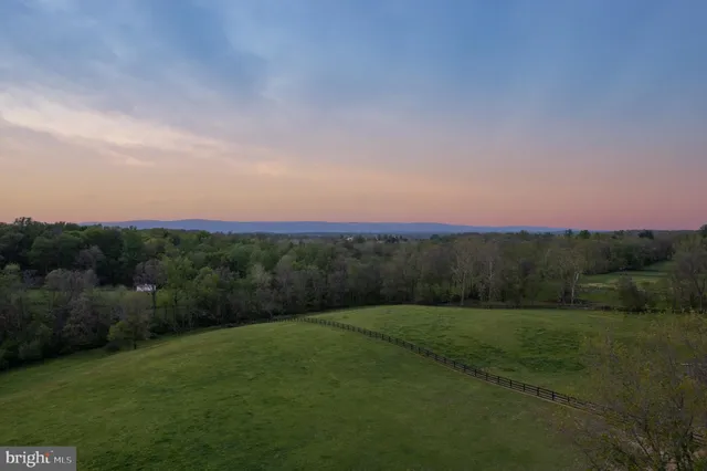 a view of a grassy field