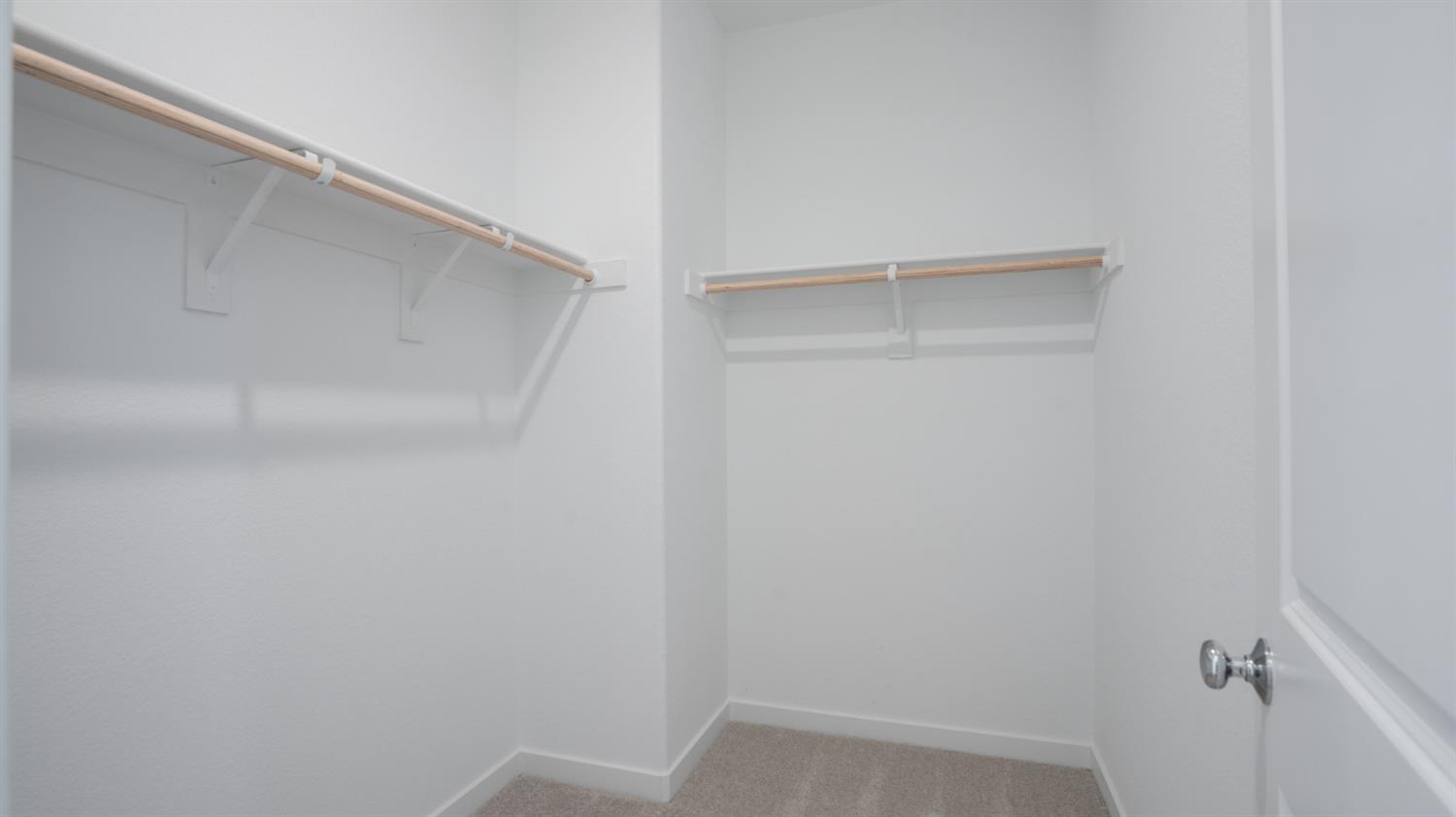 229 Rafters Court Lincoln, CA 95648 - Photo 9 of 13 a view of small space