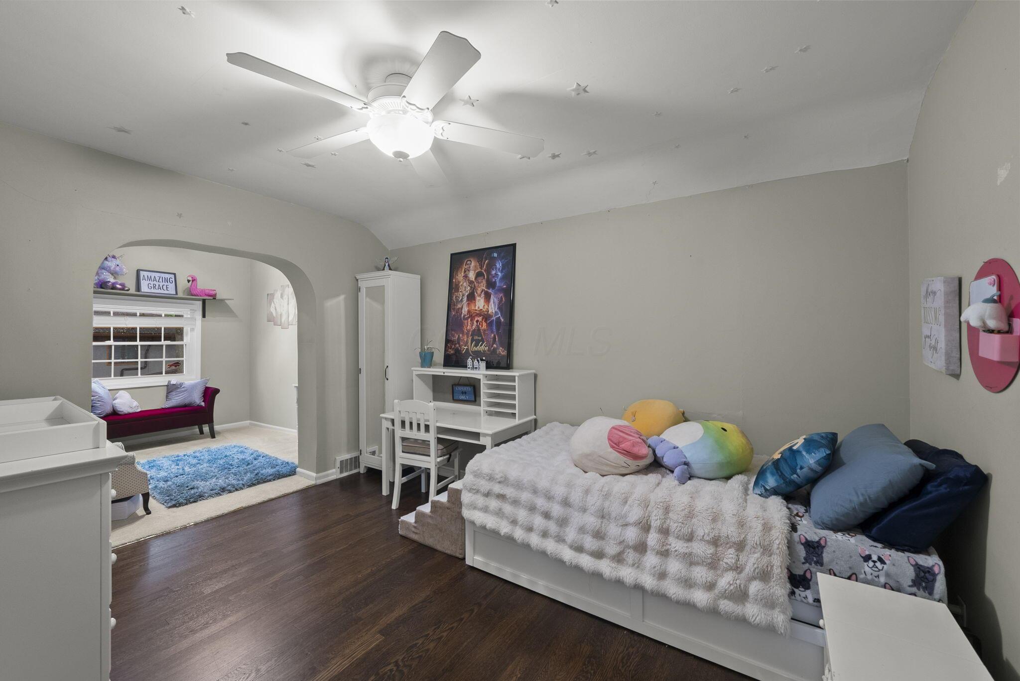 1851 Berkshire Road Columbus, OH 43221 - Photo 54 of 125 Bedroom four with additional play room, guest or au-pair suite sitting area.