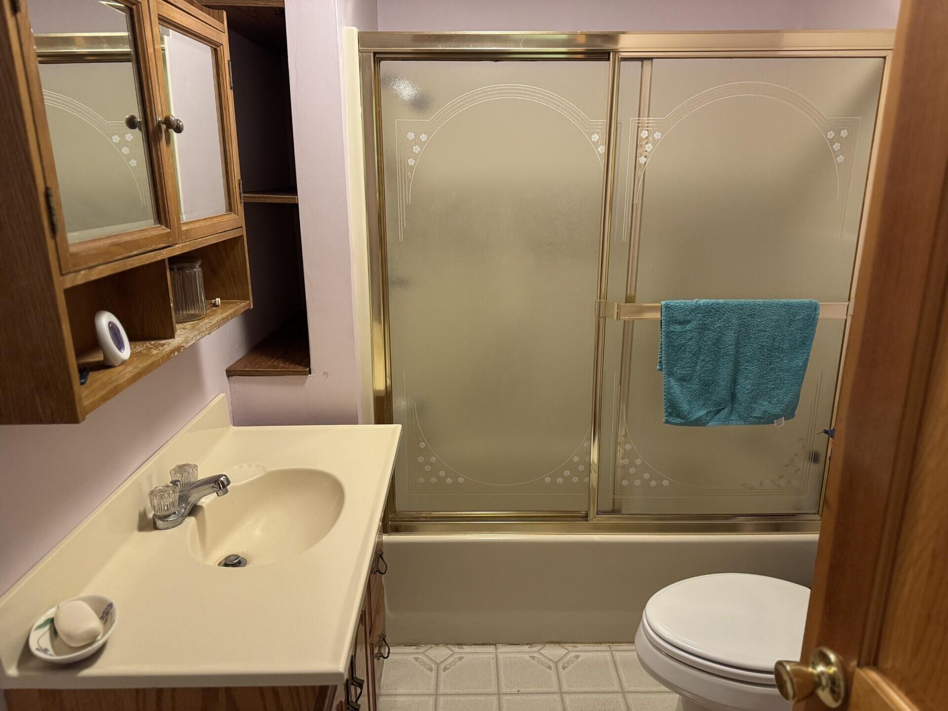 237 Foxcroft Road Houlton, ME 04730 - Photo 24 of 42 Bathroom (237 Foxcroft Road)