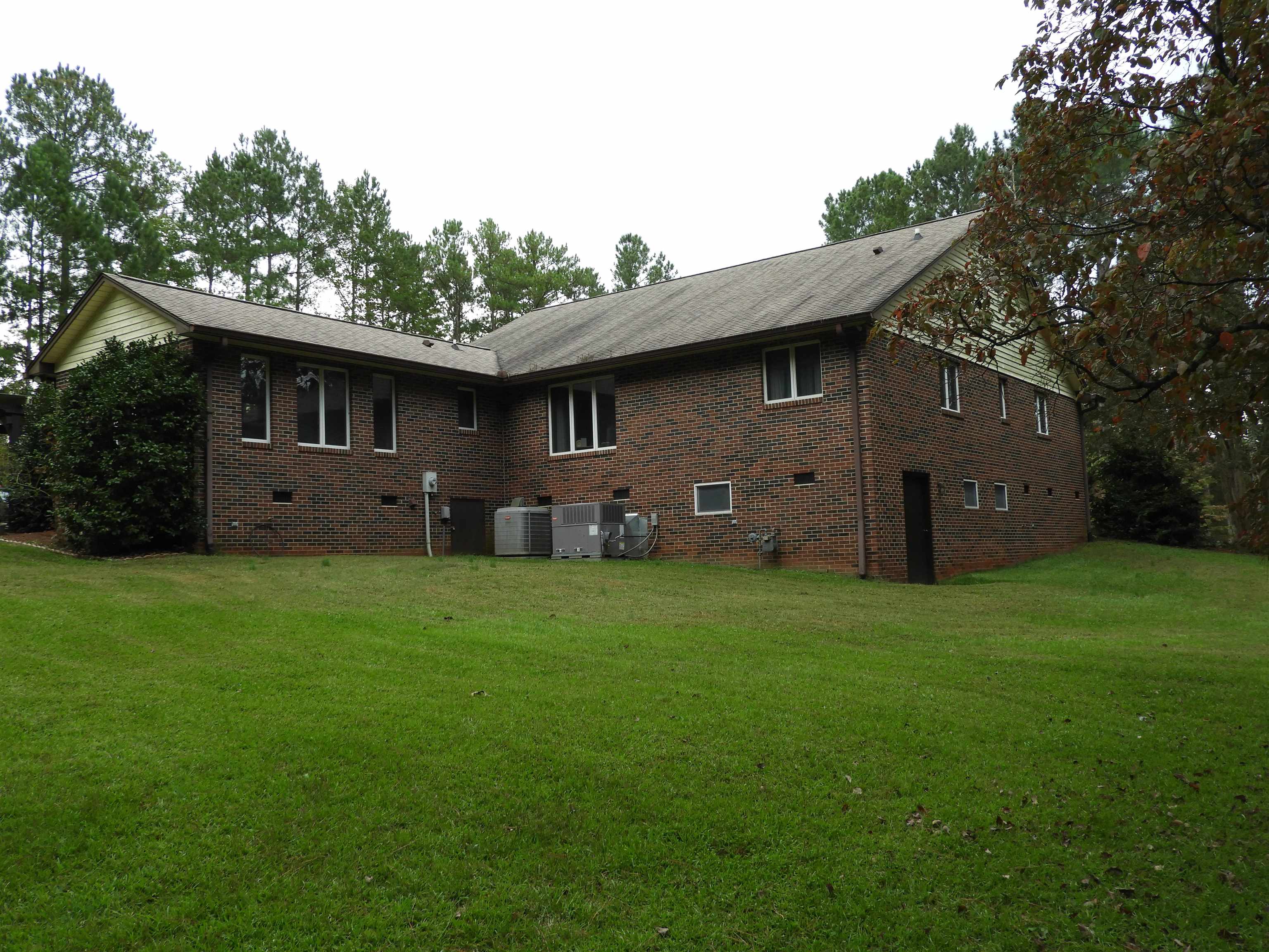 180 Ruth Drive Gaffney, SC 29341 - Photo 6 of 32