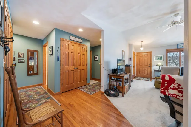 $319,900 | 1579 Pond View Drive, Neenah, WI 54956