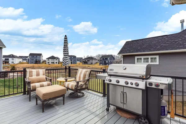 $699,999 | 106 Maple Terrace, Waconia, MN 55387