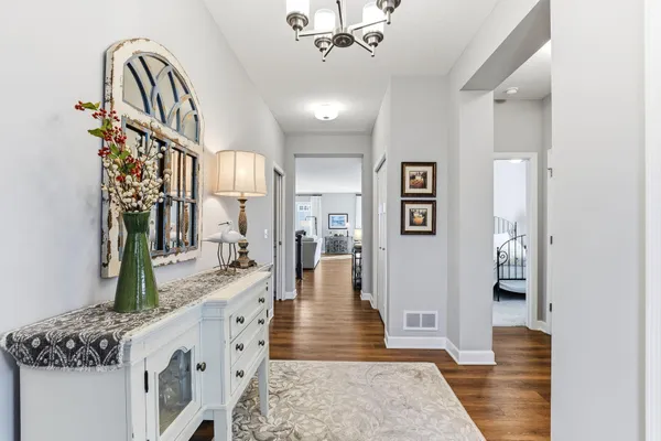 $699,999 | 106 Maple Terrace, Waconia, MN 55387