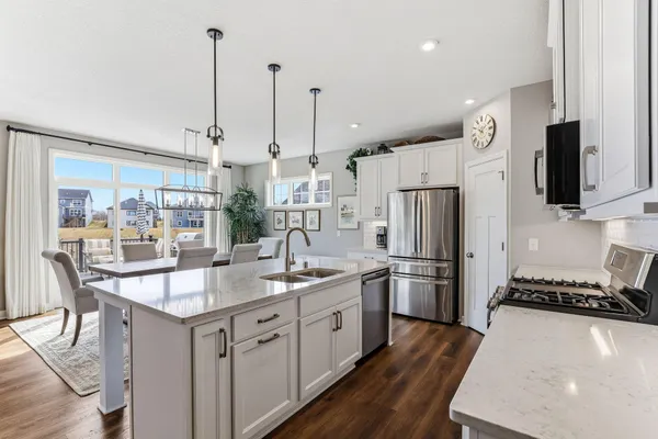 $699,999 | 106 Maple Terrace, Waconia, MN 55387