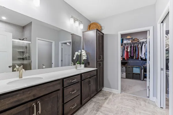 $699,999 | 106 Maple Terrace, Waconia, MN 55387