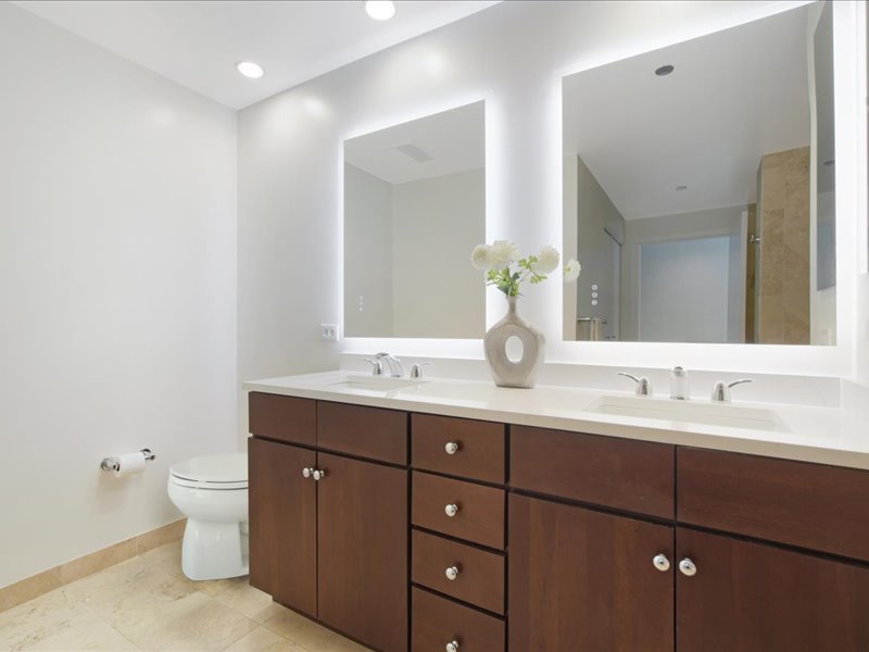 130 North Garland Court, Unit 5101 Chicago, IL 60602 - Photo 16 of 43