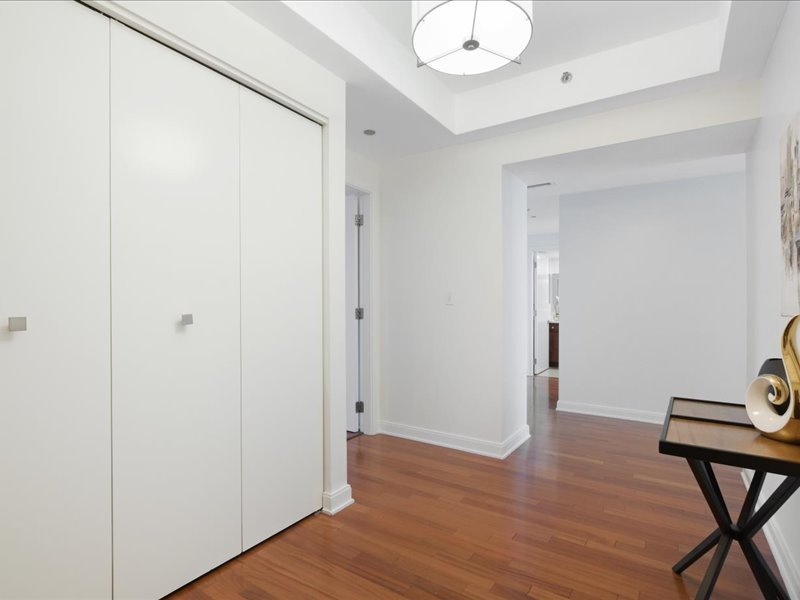 130 North Garland Court, Unit 5101 Chicago, IL 60602 - Photo 3 of 43