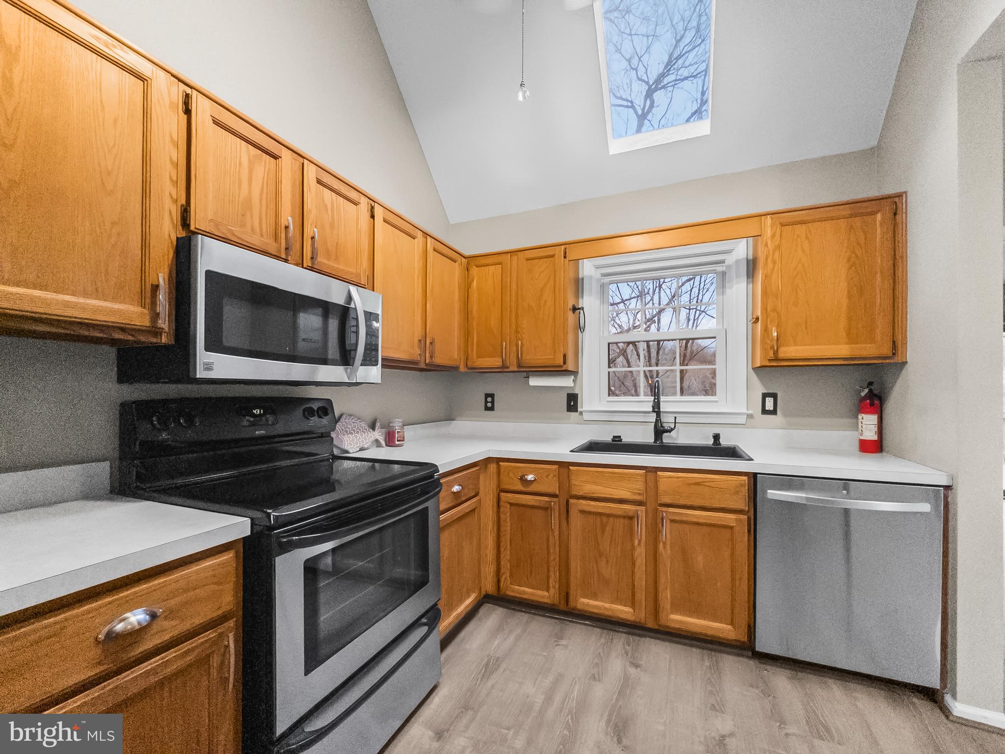 6586 Hemlock Point Road New Market, MD 21774 - Photo 5 of 19 Sky lights for extra sun!