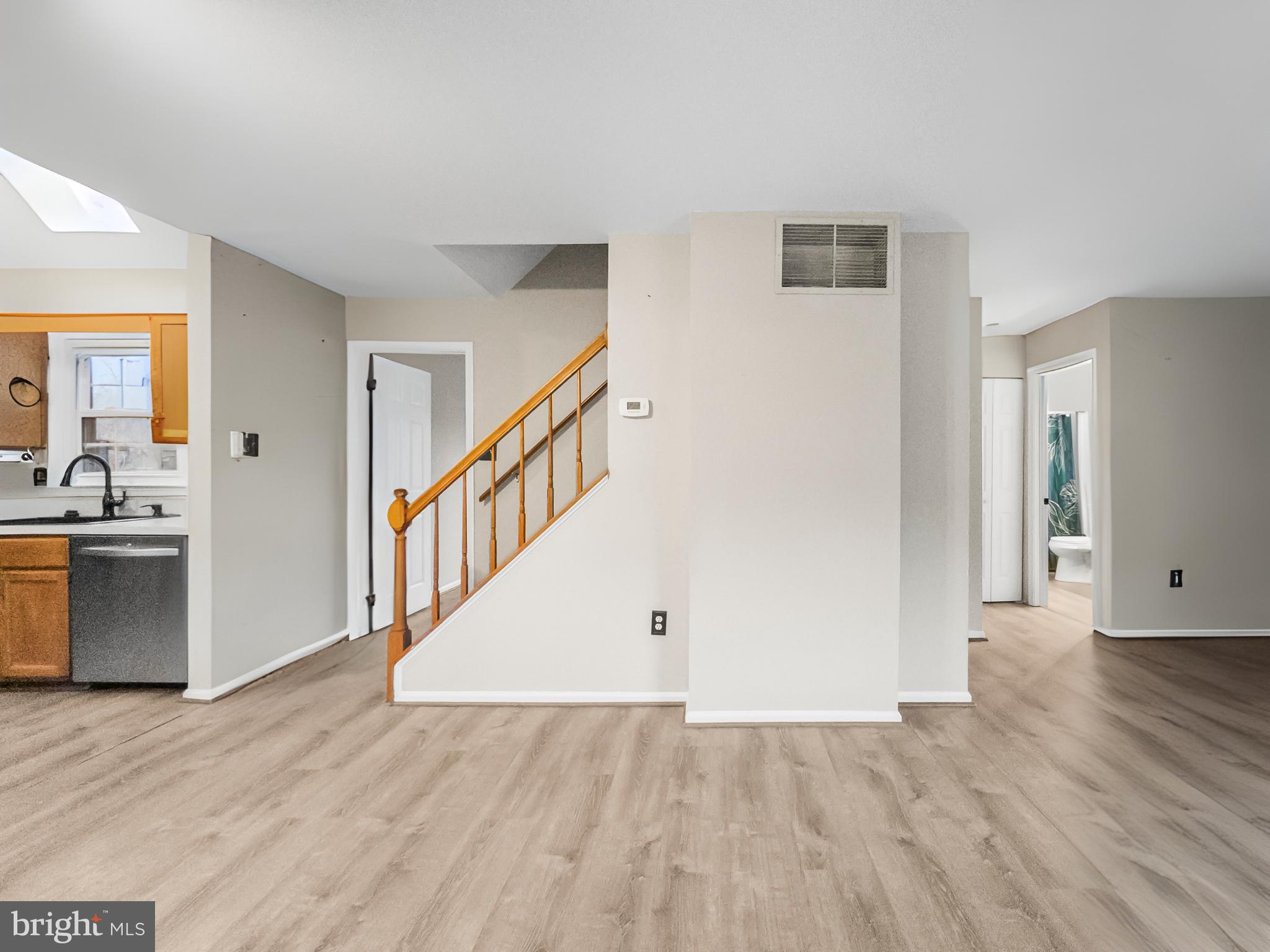 6586 Hemlock Point Road New Market, MD 21774 - Photo 6 of 19 LVP on Main