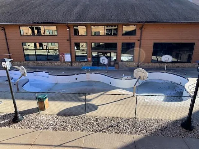 $118,900 | 7020 Grand Geneva Way, Unit 347, Lyons, WI 53147