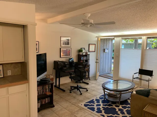 $1,425 | 1714 Summit View Place, Unit 3, Austin, TX 78703